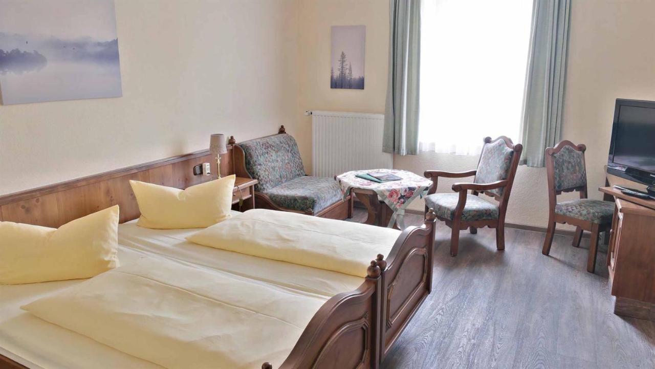 Hotel Und Restaurant Rittergut Kreipitzsch Naumburg  Zewnętrze zdjęcie