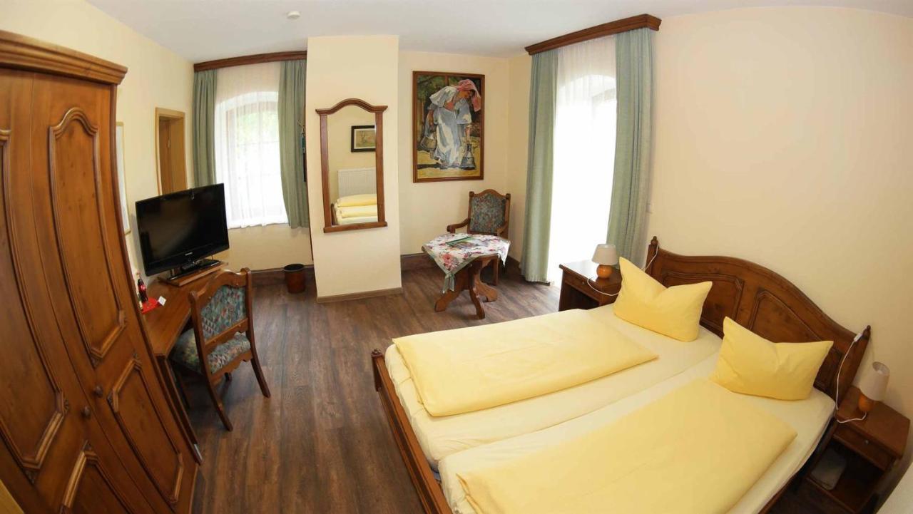 Hotel Und Restaurant Rittergut Kreipitzsch Naumburg  Zewnętrze zdjęcie