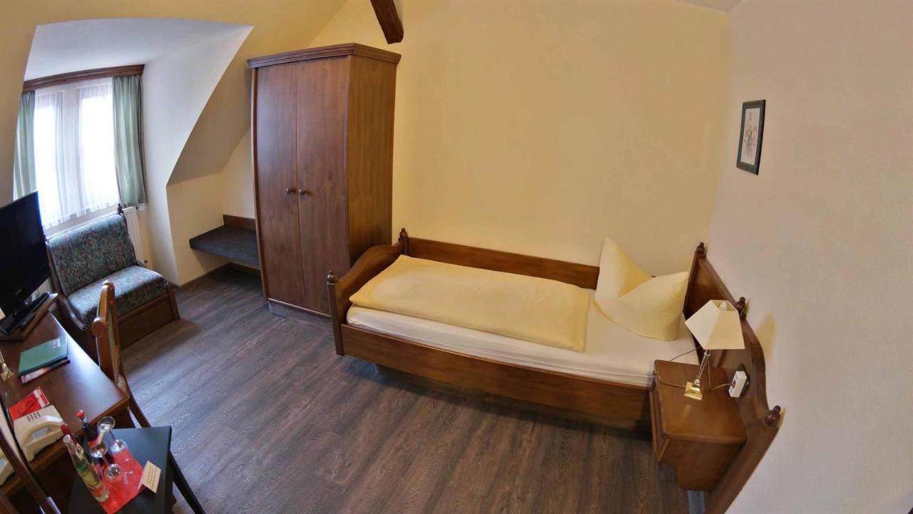Hotel Und Restaurant Rittergut Kreipitzsch Naumburg  Zewnętrze zdjęcie