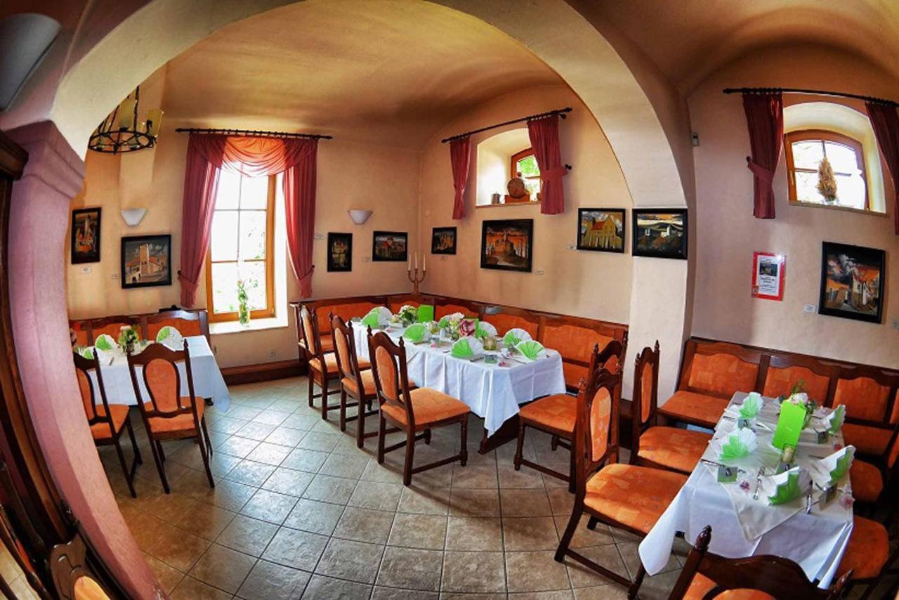 Hotel Und Restaurant Rittergut Kreipitzsch Naumburg  Zewnętrze zdjęcie