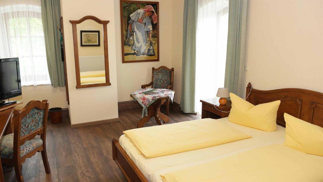 Hotel Und Restaurant Rittergut Kreipitzsch Naumburg  Zewnętrze zdjęcie