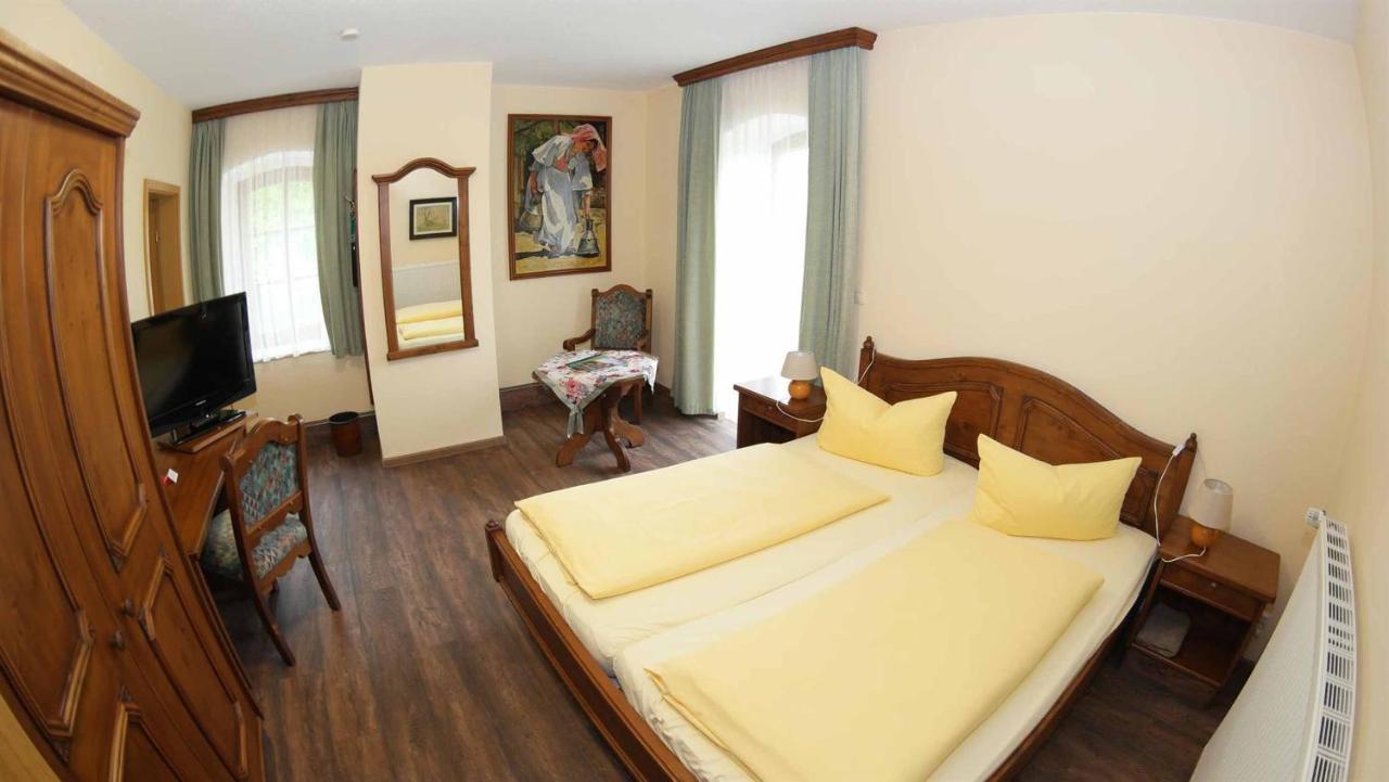 Hotel Und Restaurant Rittergut Kreipitzsch Naumburg  Zewnętrze zdjęcie